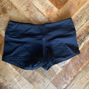 Original Black 2.5 inseam Fleos